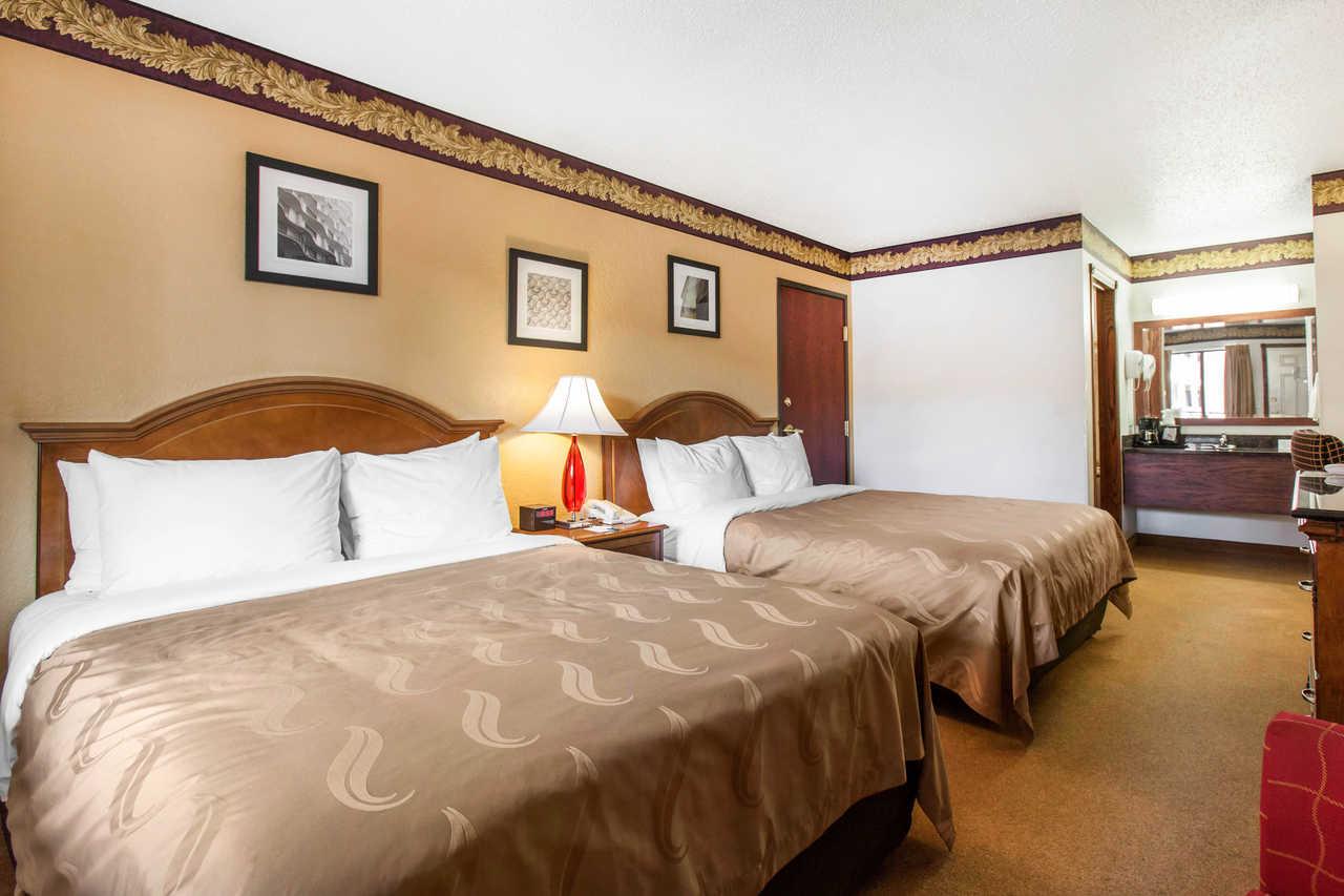 Quality Inn Keystone Near Mount Rushmore Екстериор снимка