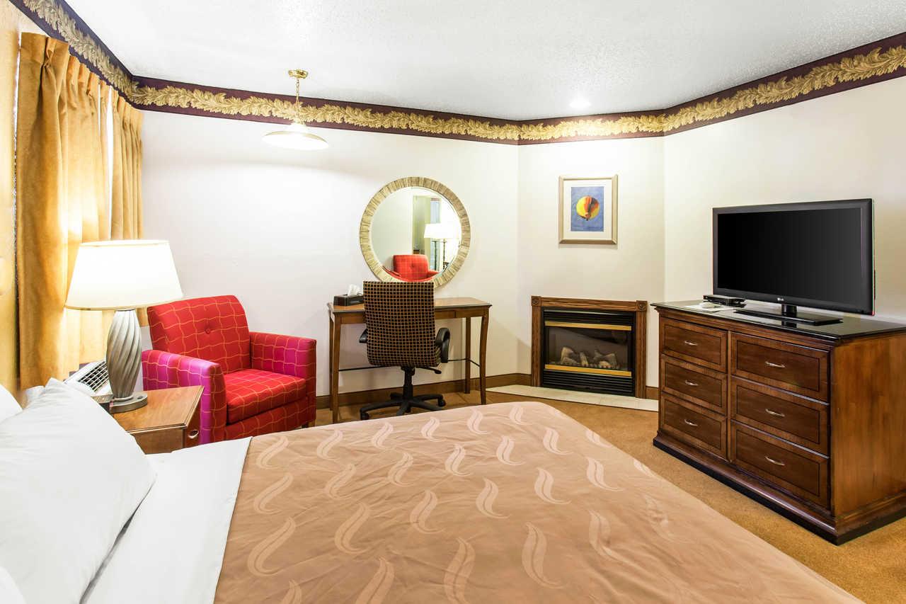 Quality Inn Keystone Near Mount Rushmore Екстериор снимка