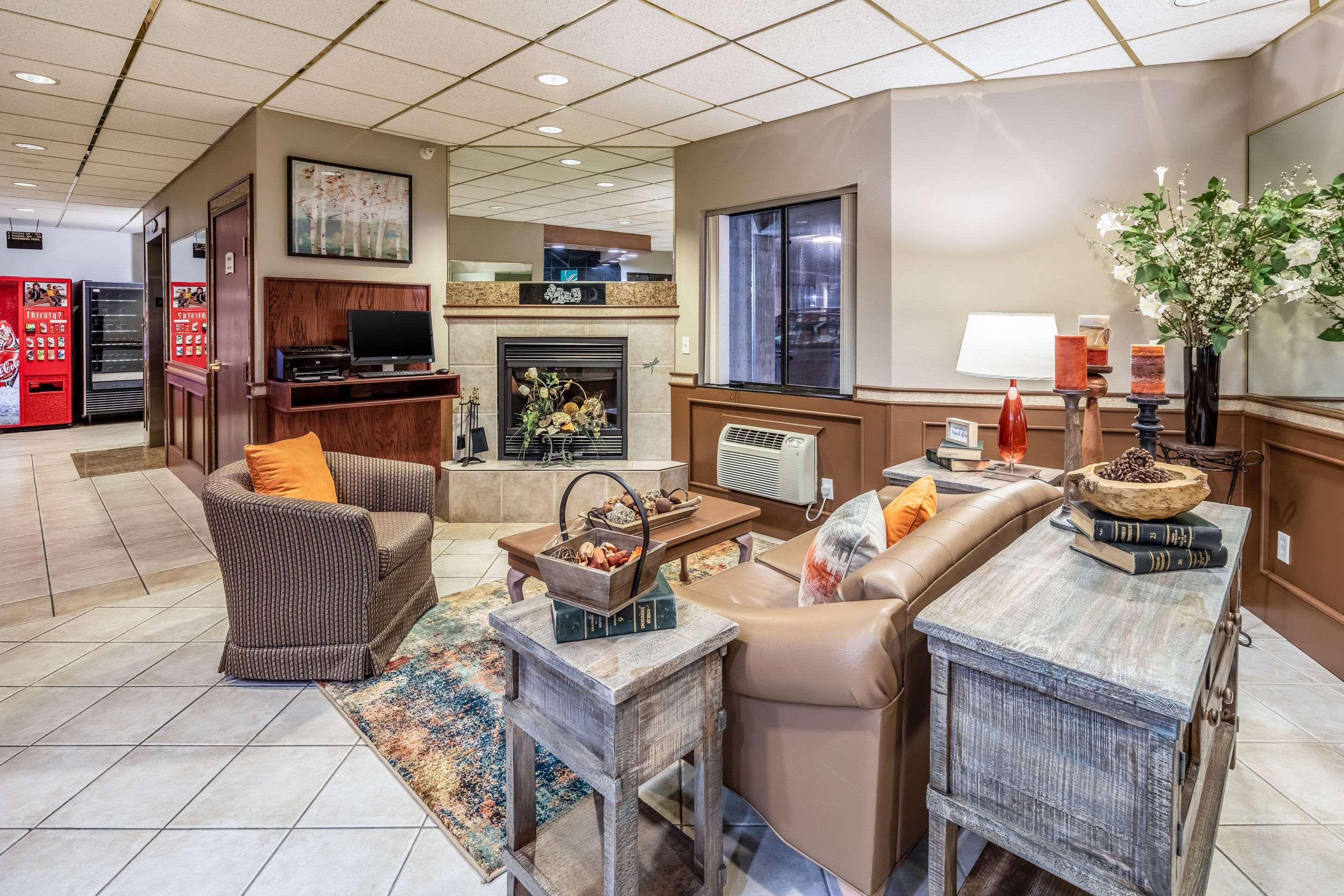 Quality Inn Keystone Near Mount Rushmore Екстериор снимка