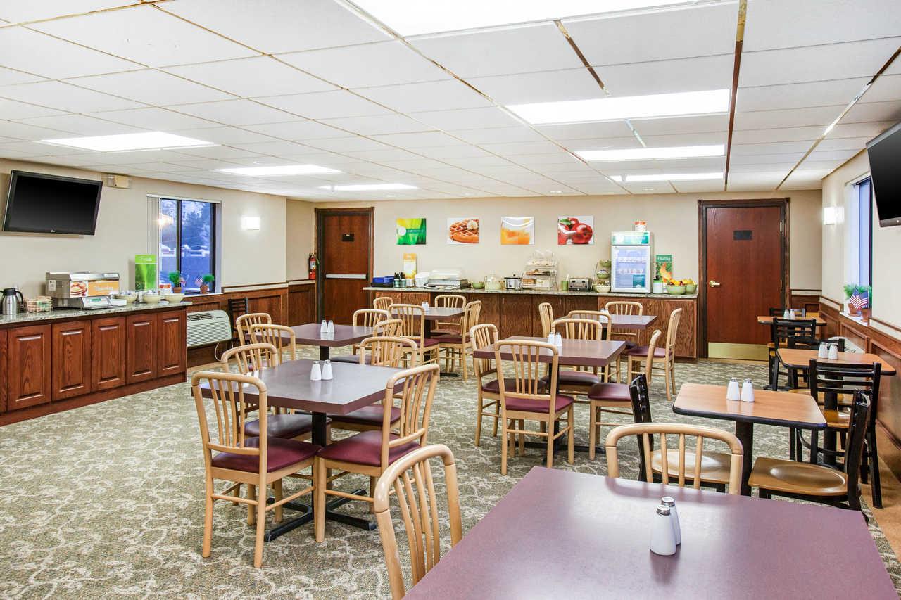 Quality Inn Keystone Near Mount Rushmore Екстериор снимка