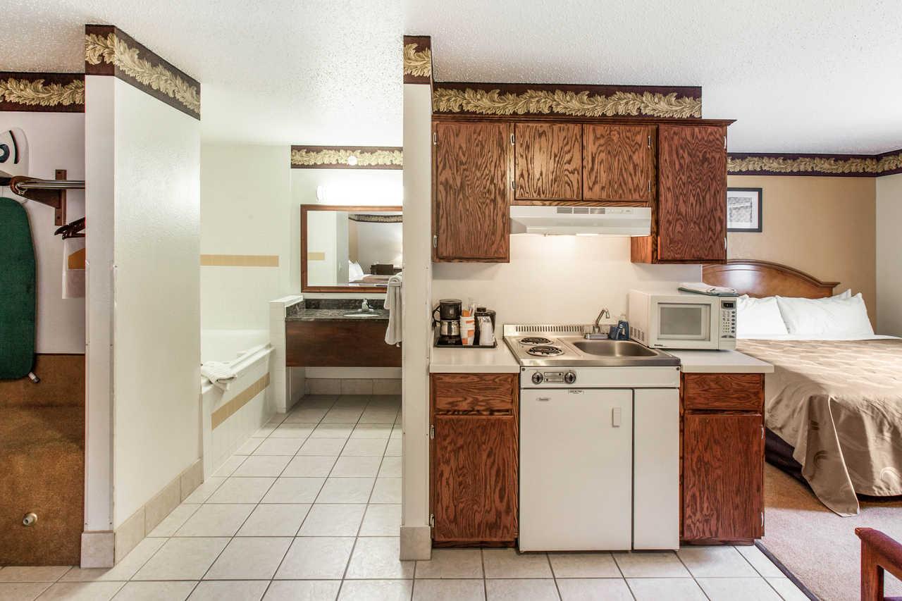 Quality Inn Keystone Near Mount Rushmore Екстериор снимка