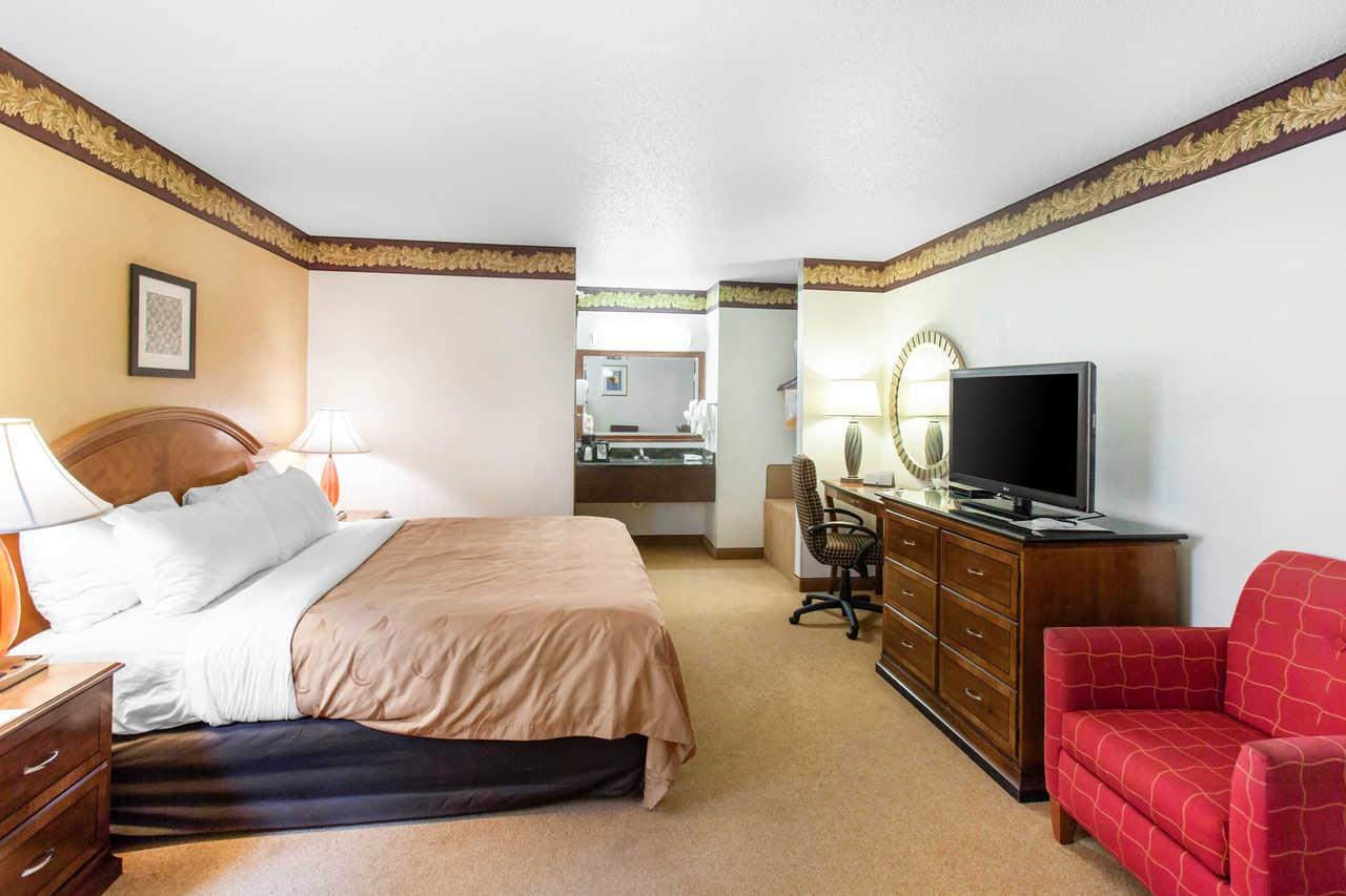 Quality Inn Keystone Near Mount Rushmore Екстериор снимка