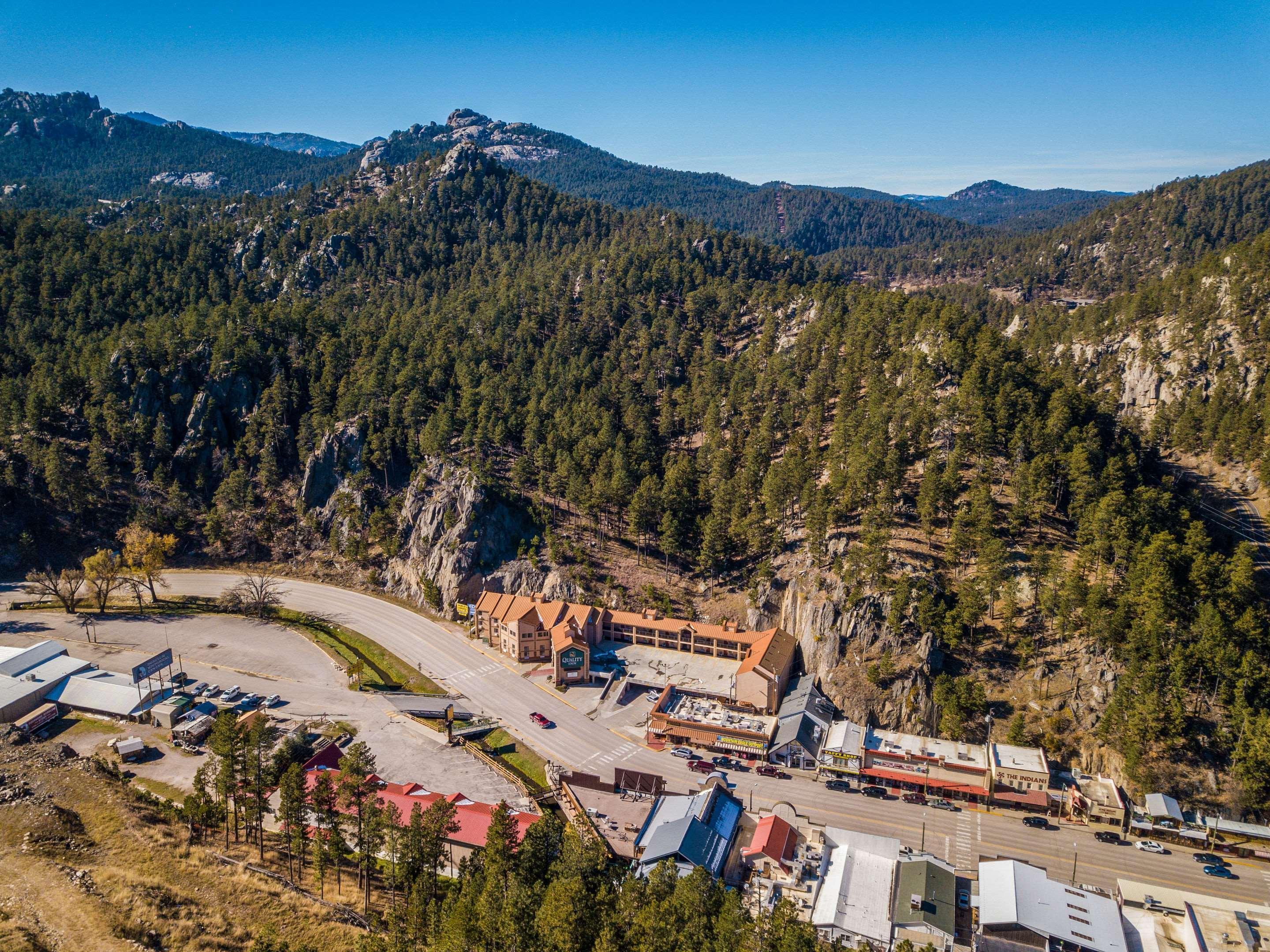 Quality Inn Keystone Near Mount Rushmore Екстериор снимка