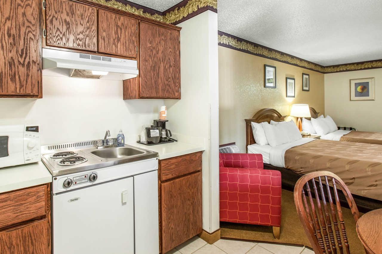 Quality Inn Keystone Near Mount Rushmore Екстериор снимка