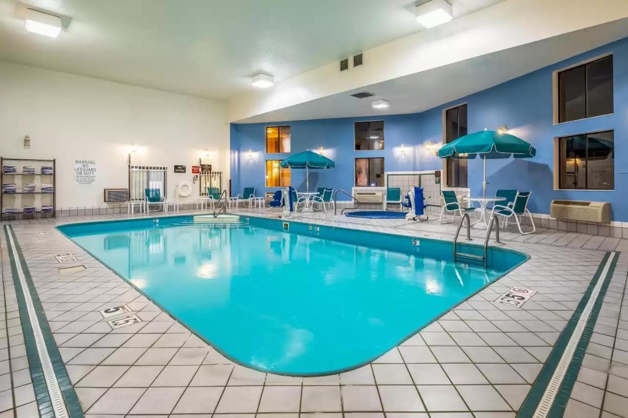 Quality Inn Keystone Near Mount Rushmore Екстериор снимка